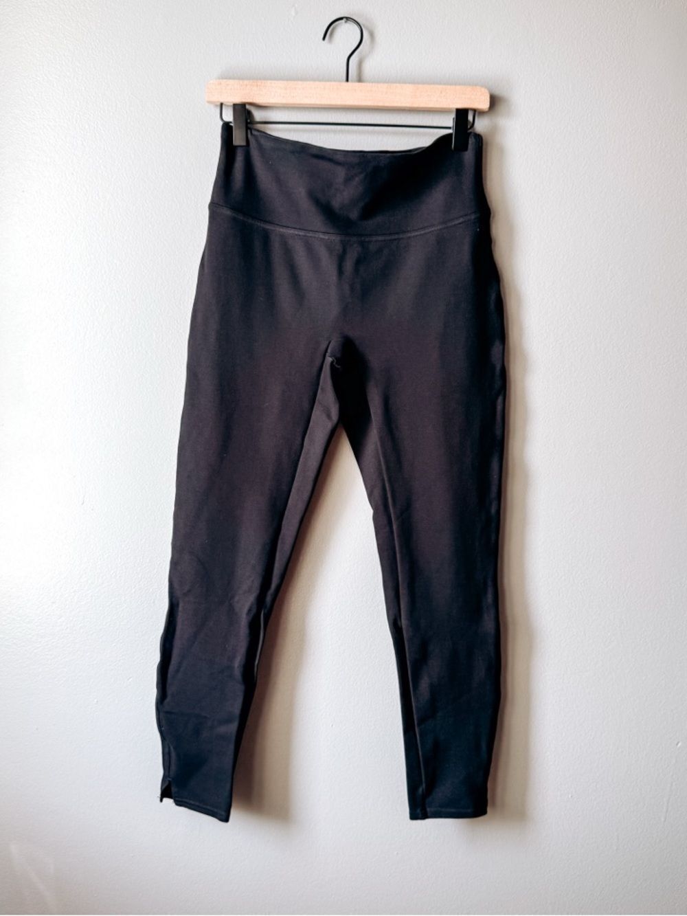 Spanx No Front Seam High Rise Leggings Black Size M